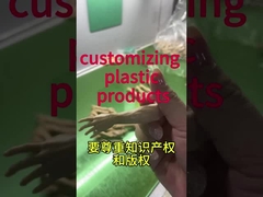 एक्शन फिगर निर्माता