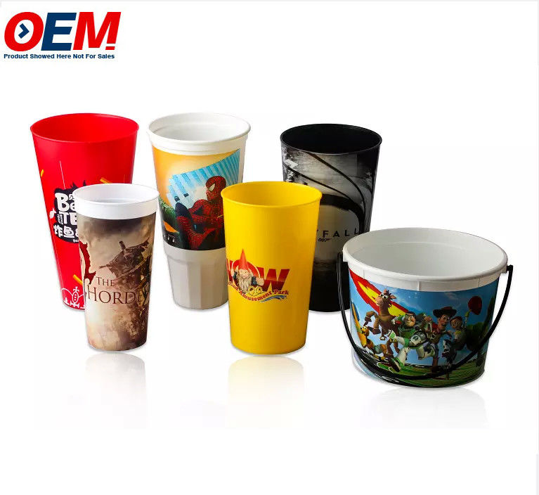OEM अच्छी गुणवत्ता वाला कंटेनर कस्टम मुद्रित प्लास्टिक कार्टून पॉपकॉर्न बाल्टी टब कप ढक्कन के साथ प्रचार के लिए